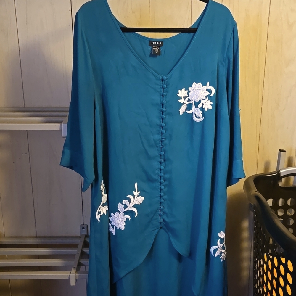 Teal high low top